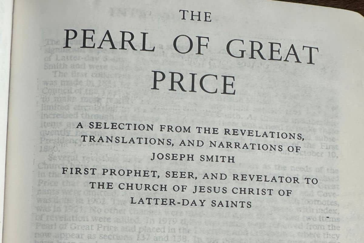 The Book of Abraham: Proving Joseph Smith Was a Fraud 1 The Book of Abraham